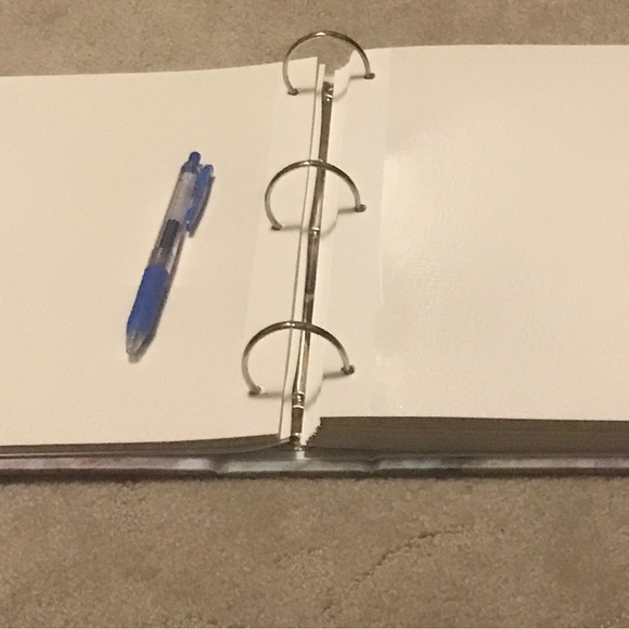 (Used) Michaels Watercolor Self-Adhesive/Magnetic/Sticky Photo Album - Picture 4 of 7